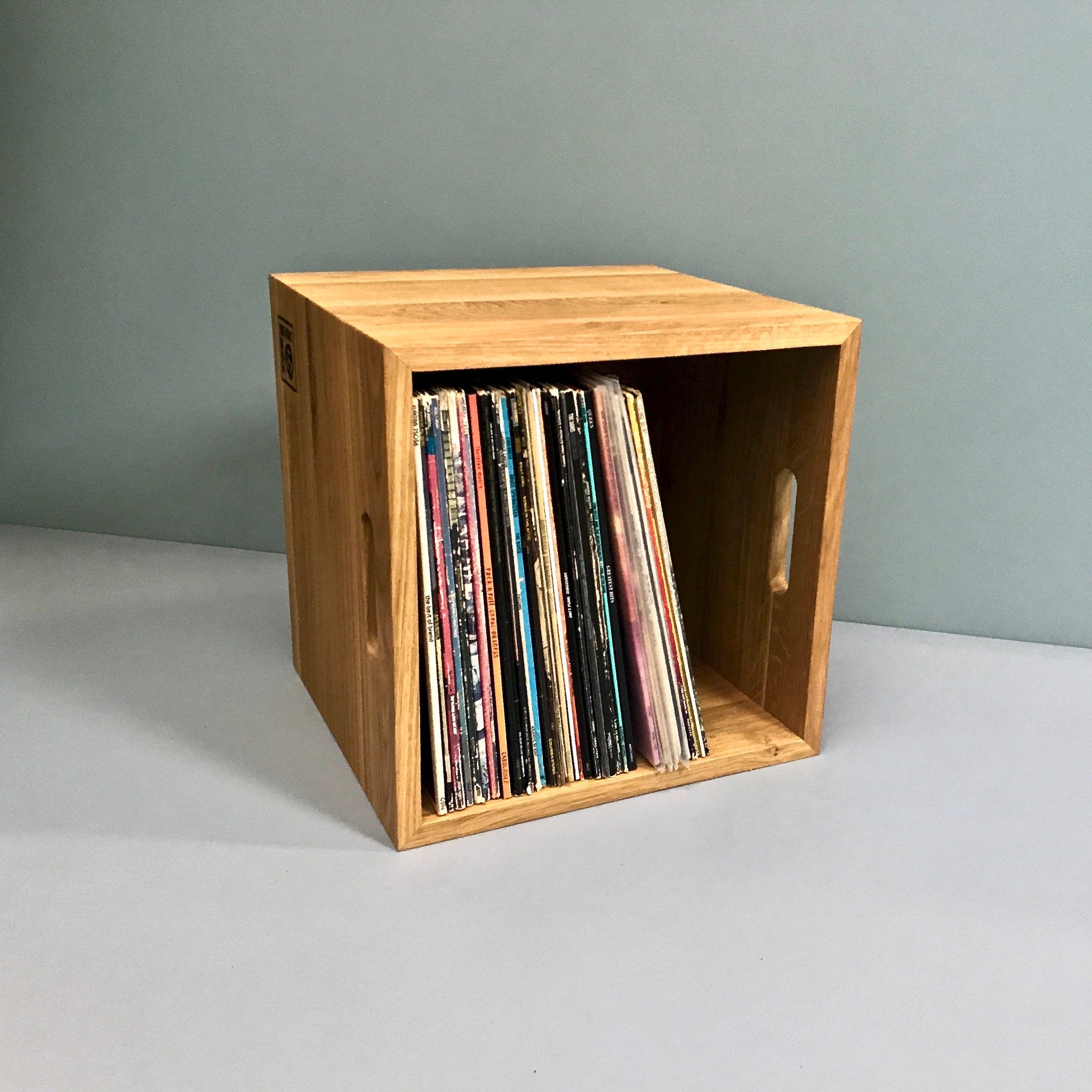 vinyl box aufbewahrung Aufbewahrungsbox für 12-Zoll-Schallplatten aus geölter Eiche – Music Box Designs