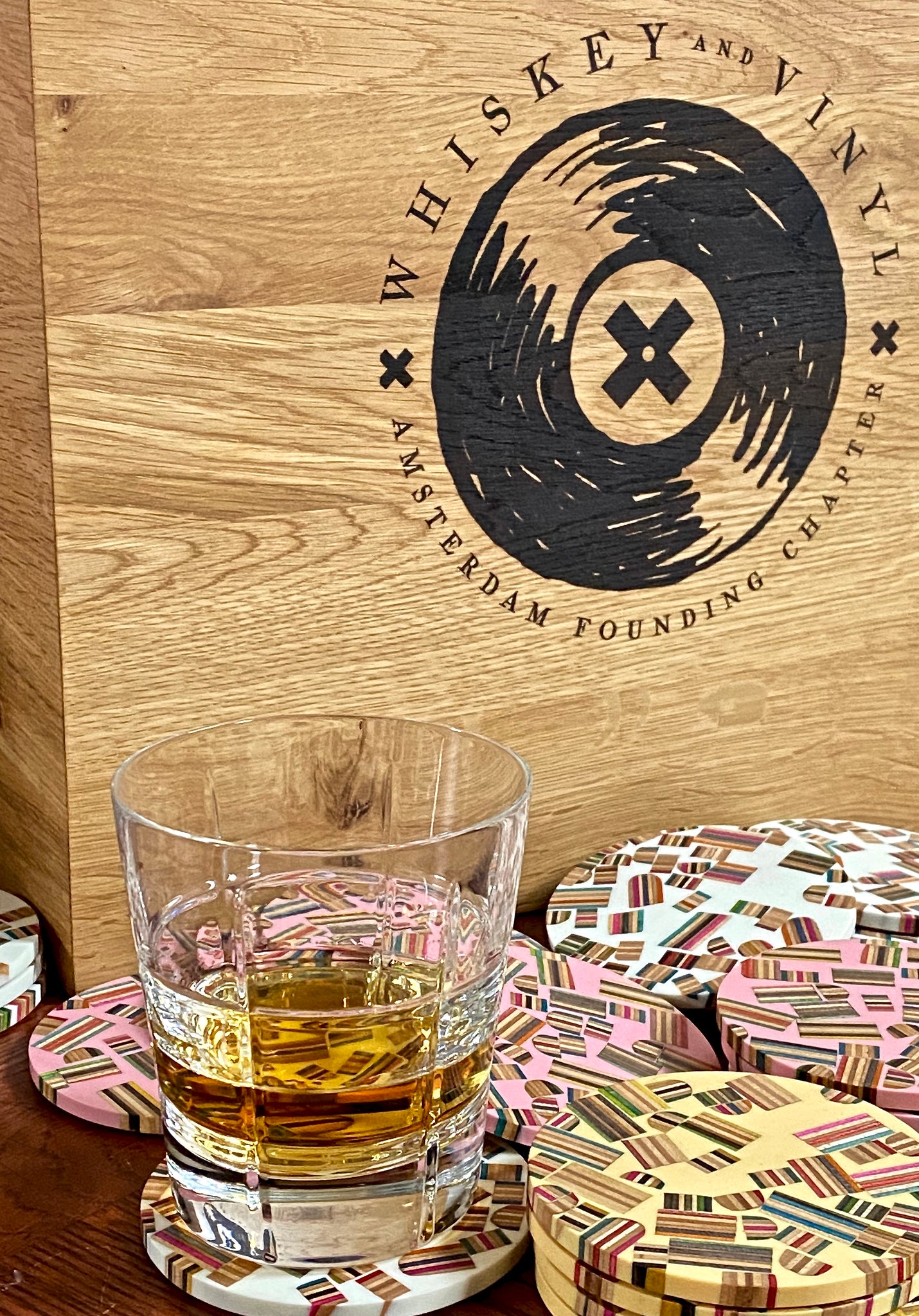 schallplatten aufbewahrung design Whiskey and Vinyl Amsterdam“ Aufbewahrungsbox für Vinyl-Schallplatten – Music Box Designs